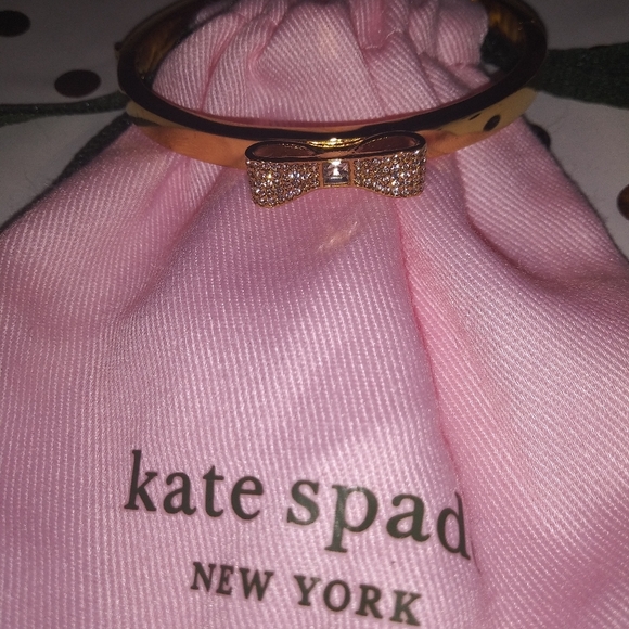 ⏬Kate Spade Ready, set, bow 12 kt gold overlay - Picture 2 of 5